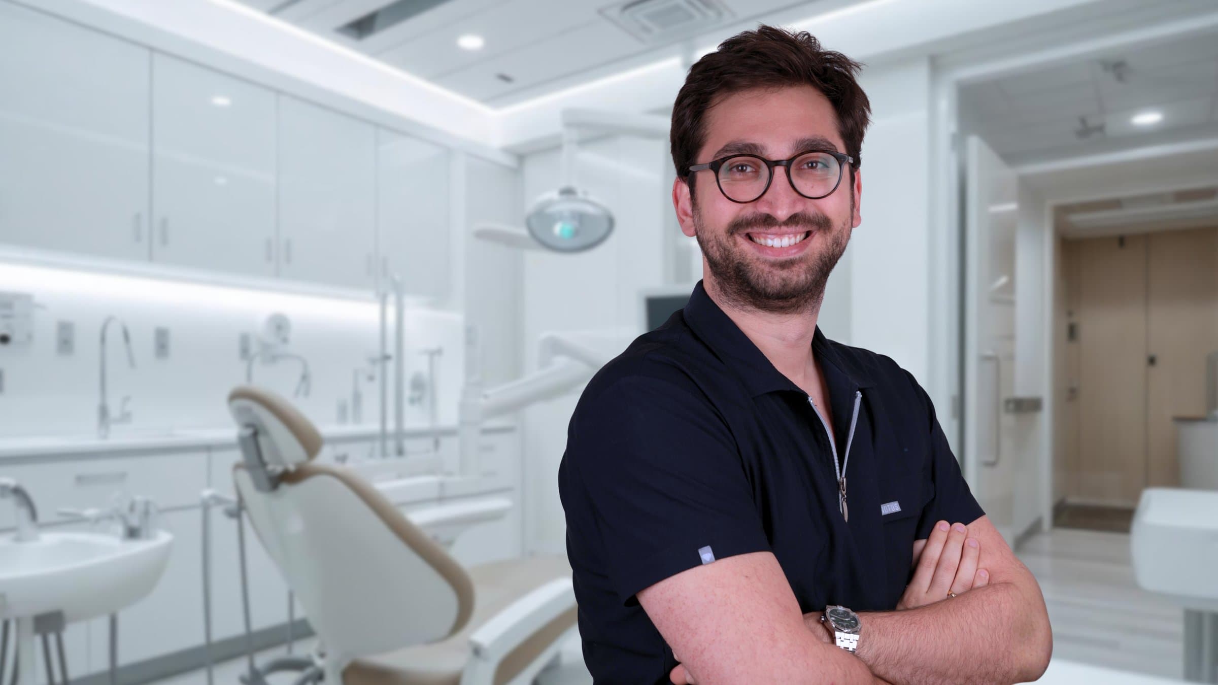 Uzm. Dt. Aykut Gürel — Ağız, Diş ve Çene Cerrahisi Uzmanı, Maltepe İstanbul