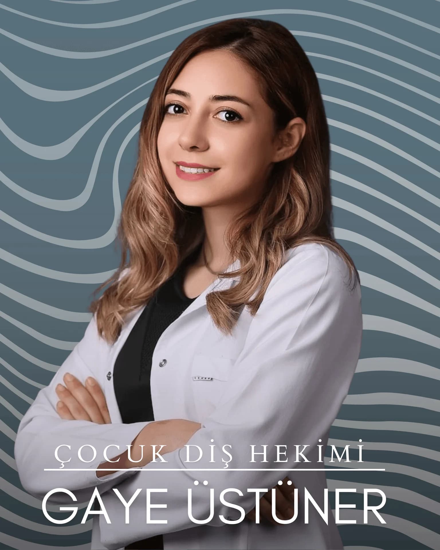 İrem Gaye Üstüner — Kinderzahnärztin, Zahnklinik Derya